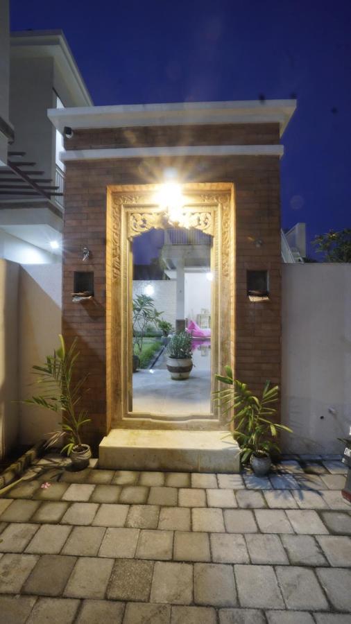Maharani Residence Denpasar  Exterior photo